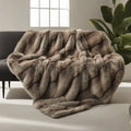 Ljojo Luxury Fox Fur Plaid Blanket for High-End Home Decoration