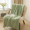 Ljojo Luxe Fleece Blanket: Ultra-Soft Plush Bed Couch Throw Cozy Flannel Air-Conditioning Blanket