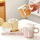 Ljojo 400ML Biscuit Pattern Coffee Mug With Lid, Spoon - Cute Kawaii Ceramic Cup